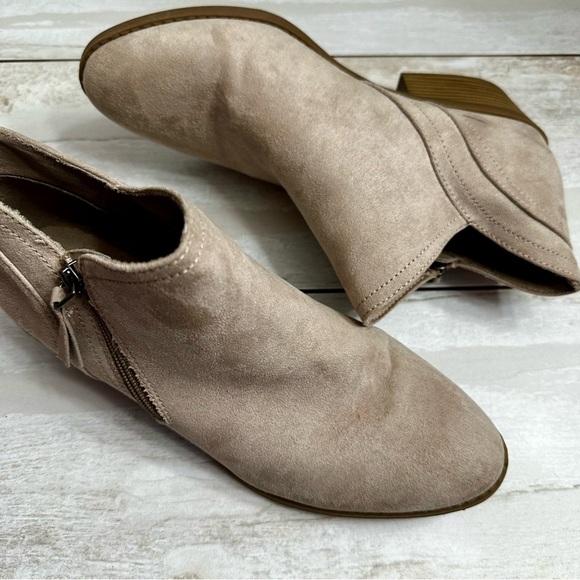 Arizona Coachella Women’s Sz 10 Brown Faux Suede Ankle Bootie Western Fallcore - Picture 7 of 14